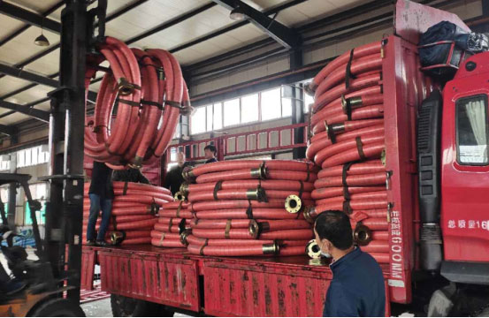 橡膠管總是老化開裂？這樣保養多用2年